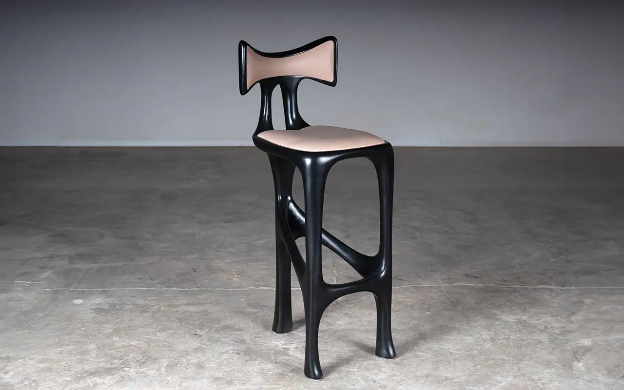 sculptural wood bar stool Tripa by Amorph